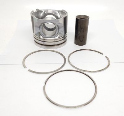 PISTON WITH PIN