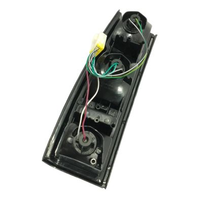 LAMP ASSY REAR COMB.RH