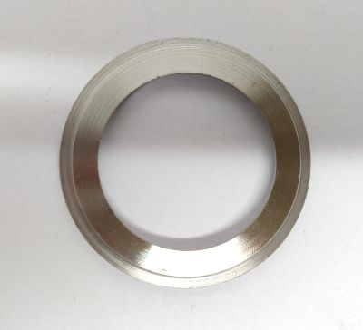 SPACER OIL SEAL