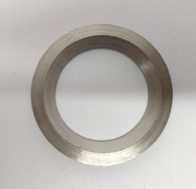 SPACER OIL SEAL