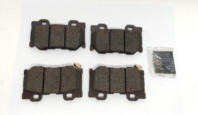 SET OF BRAKE PADS