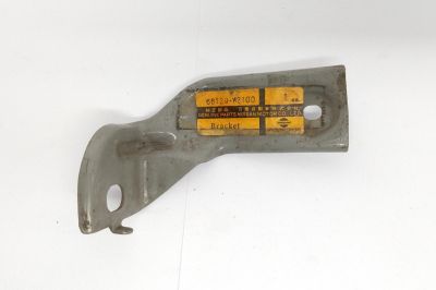 BRACKET
