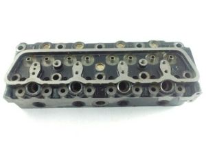 CYLINDER HEAD NISSAN SD23
