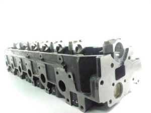 CYLINDER HEAD TOYOTA 1 HZ