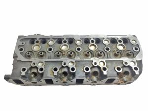 CYLINDER HEAD MITSUBISHI 4D30A