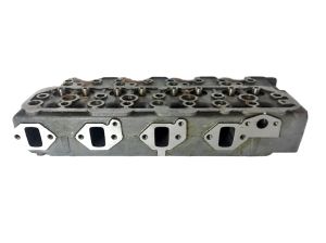 CYLINDER HEAD MITSUBISHI 4D30A