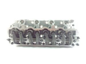 COMPLETE CYLINDER HEAD MITSUBISHI 4D56