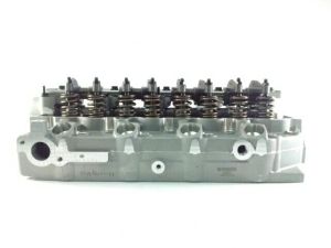 COMPLETE CYLINDER HEAD MITSUBISHI 4D56