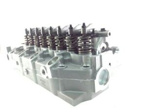 COMPLETE CYLINDER HEAD MITSUBISHI 4D56