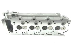 TAPA DE CILINDROS MITSUBISHI 4M40T COMPLETA