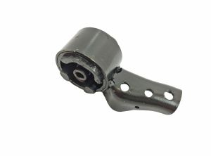 ENGINE MOUNTING