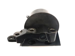 ENGINE MOUNTING