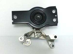 ENGINE MOUNTING