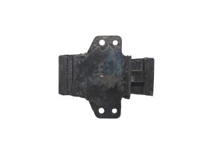 ENGINE MOUNTING