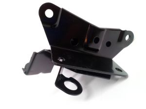 ENGINE MOUNTING