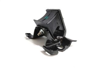 ENGINE MOUNTING