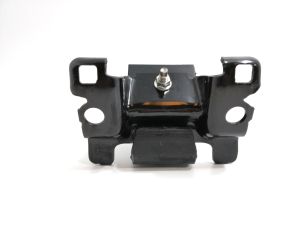 ENGINE MOUNTING