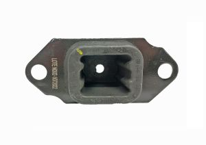 ENGINE MOUNTING