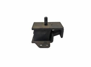 ENGINE MOUNTING