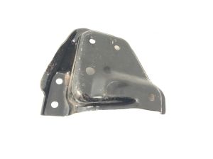 ENGINE MOUNTING