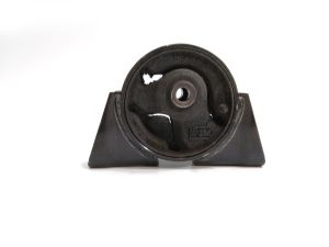 ENGINE MOUNTING