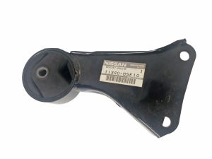 ENGINE BRACKET