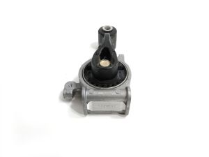ENGINE MOUNTING
