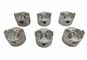 PISTON WITH PIN