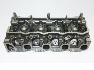 CYLINDER HEAD TOYOTA L / 2L OLD