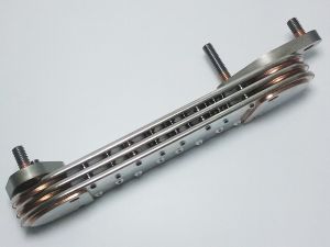 RADIADOR ENFRIADOR DE ACEITE NISSAN TD27