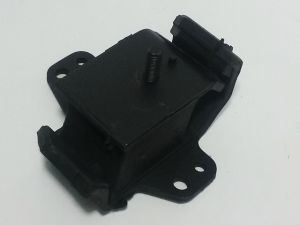 ENGINE MOUNTING RH