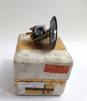 TACOMETER