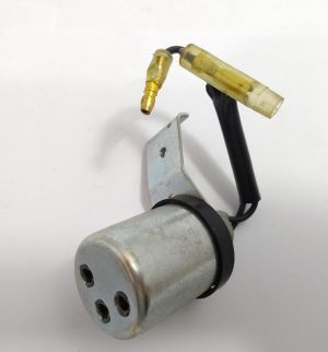 HOOD SOCKET.