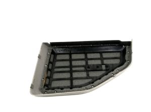 GRILLE SPEAKER REAR RH
