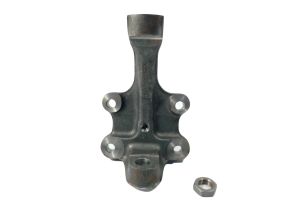 SPINDLE-KNUCKLE RH