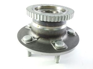 REAR WHEEL HUB