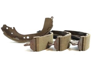 ZAPATAS DE FRENO TRASERO JGO. NISSAN   