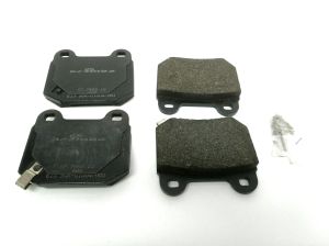 SET OF BRAKE PADS