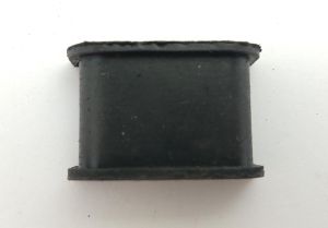 AISLADOR DATSUN 180B 810 L18