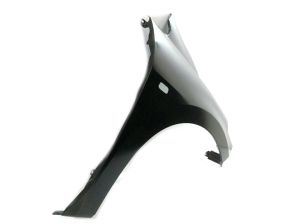 RIGHT FRONT FENDER