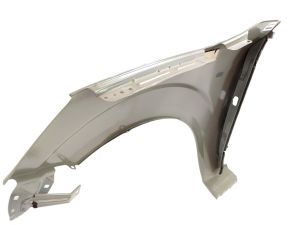 RIGHT FRONT FENDER