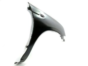 RIGHT FRONT FENDER