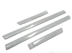 SIDE MOLDING