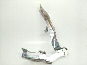 BONNET HINGE