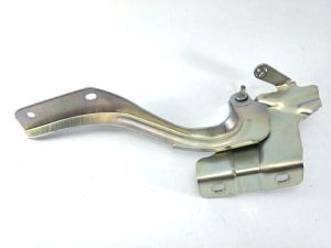 BONNET HINGE