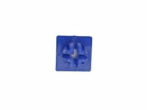 PLASTIC PLUG