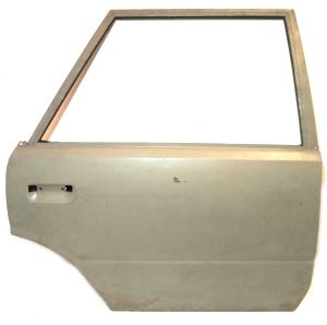 REAR DOOR RH