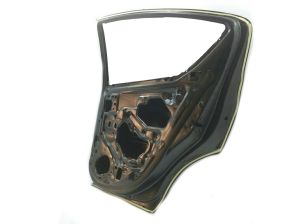 REAR DOOR