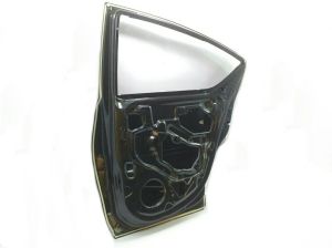 REAR DOOR