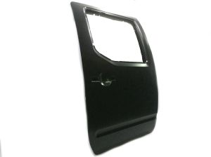 REAR DOOR